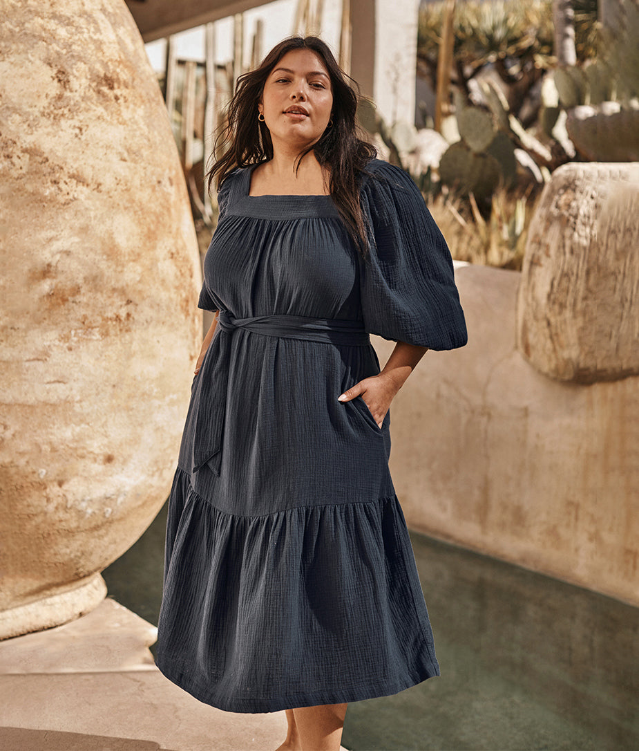  The Going Places Gauze Midi Dress - Midnight