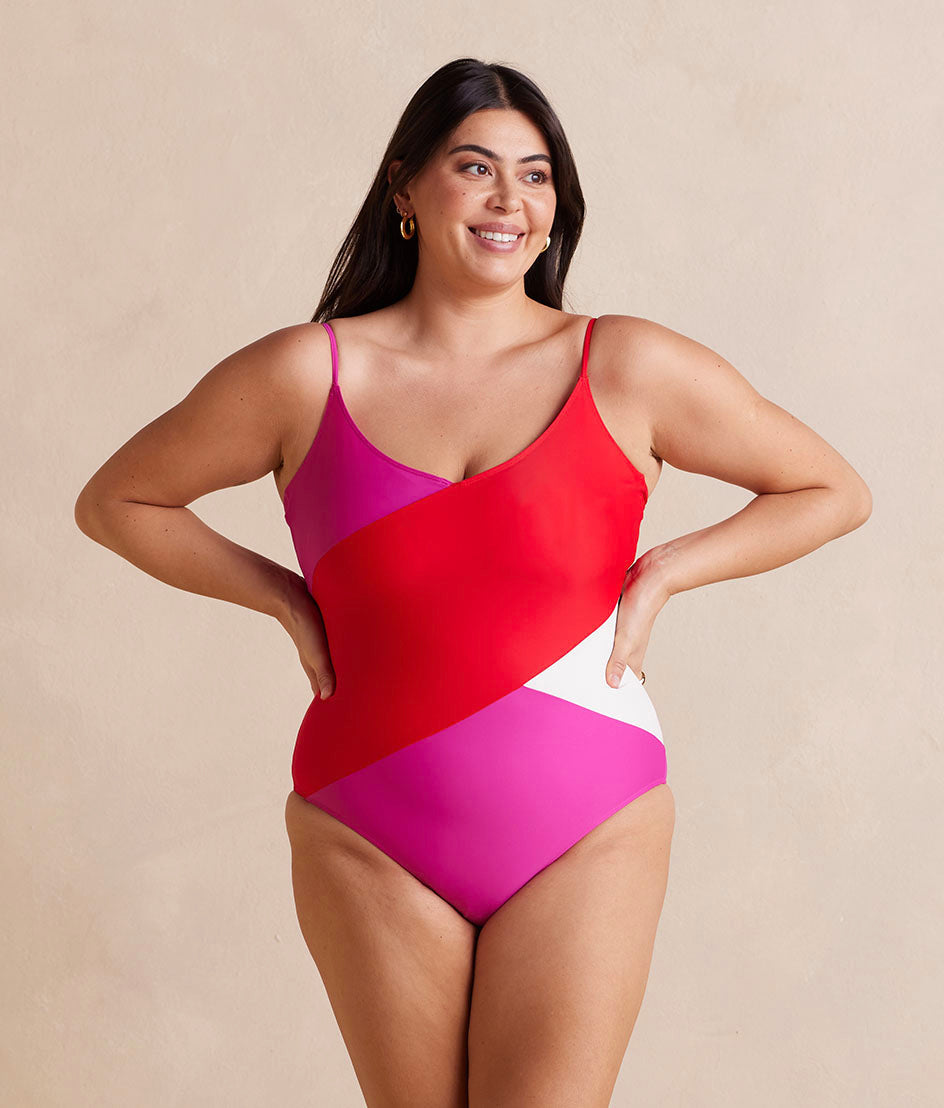  The Long Torso Marina - Lava & Hibiscus & White Sand