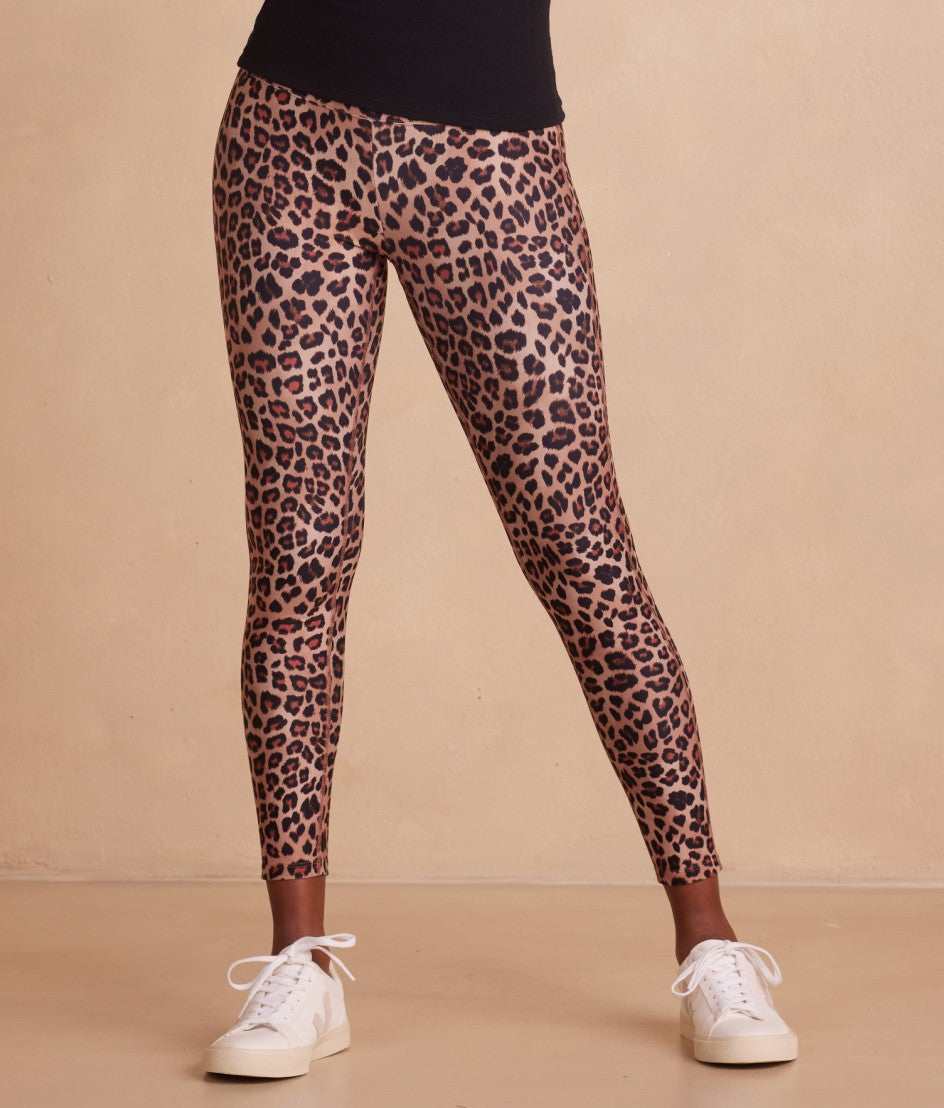  The Do-It-All High Rise 7/8 Leggings - Terracotta Leopard